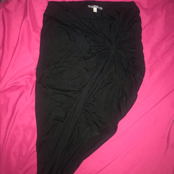 Black High-Low Skirt - Picture 1 of 4